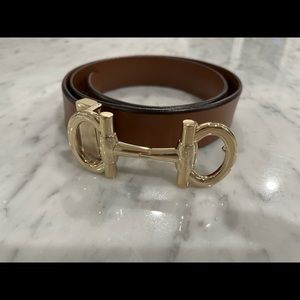 Men Ferragamo belt in very good condition. The size is 36/90. I have a 32 waist.